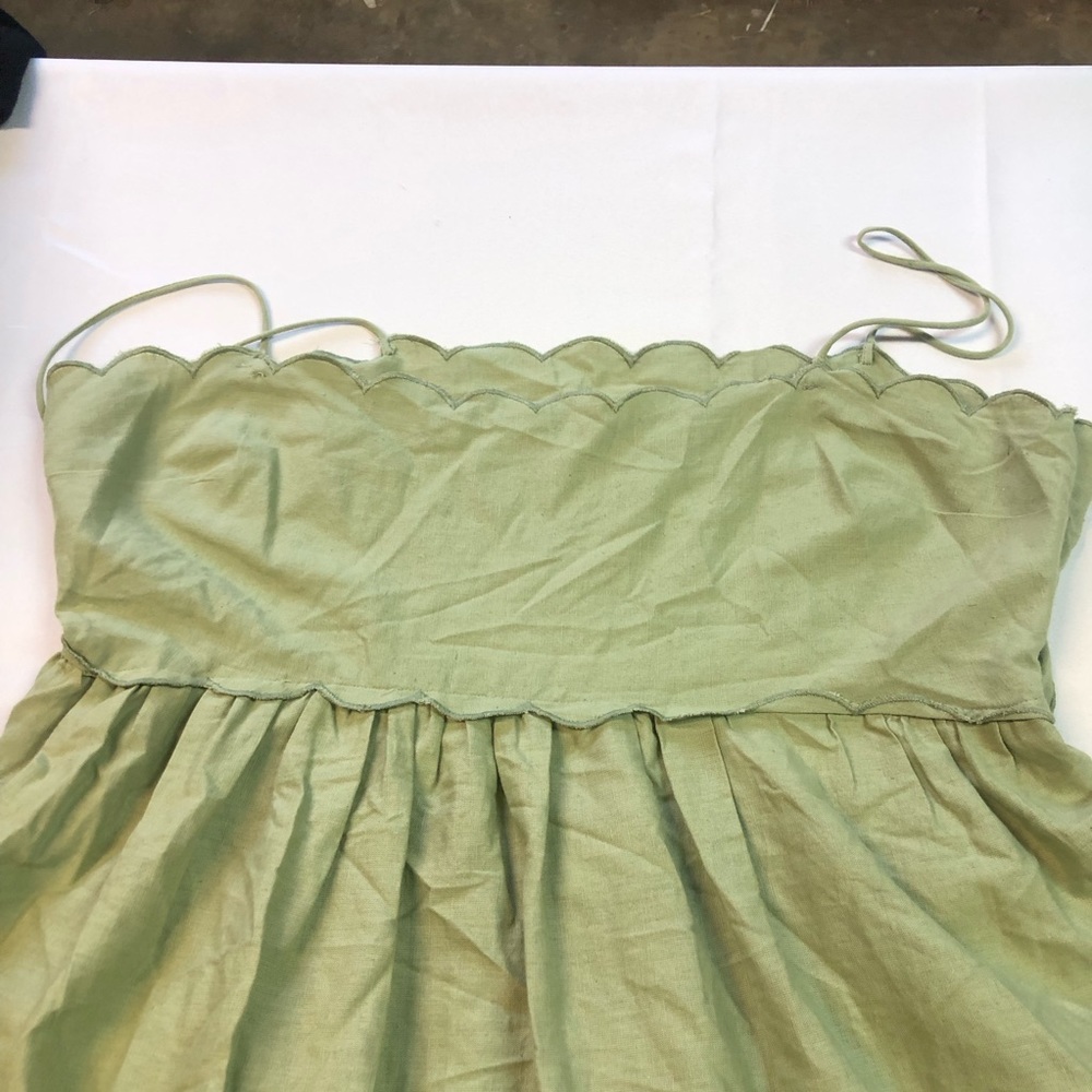 ASOS Women’s Spaghetti Strap Sage Green Side Zip Scallop Whimsical Fairy - Picture 3 of 9